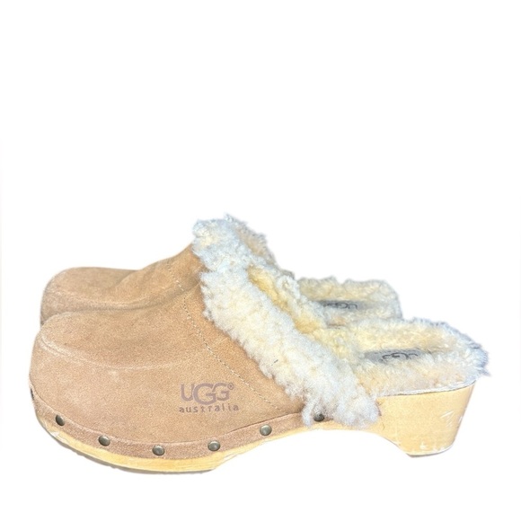 UGG Shoes - UGG Kalie Chestnut Suede Y2K
Sheepskin Lined Wood Sole Mule
Clogs 5426 Size 9